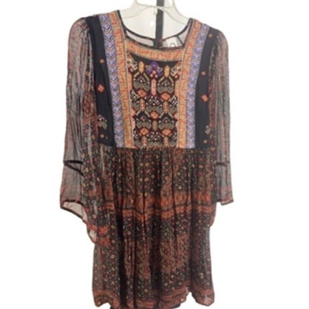 Akemi +‎ Kin Anthropologie Dress Women's Size Small Boho Embroidered Bell Sleeve